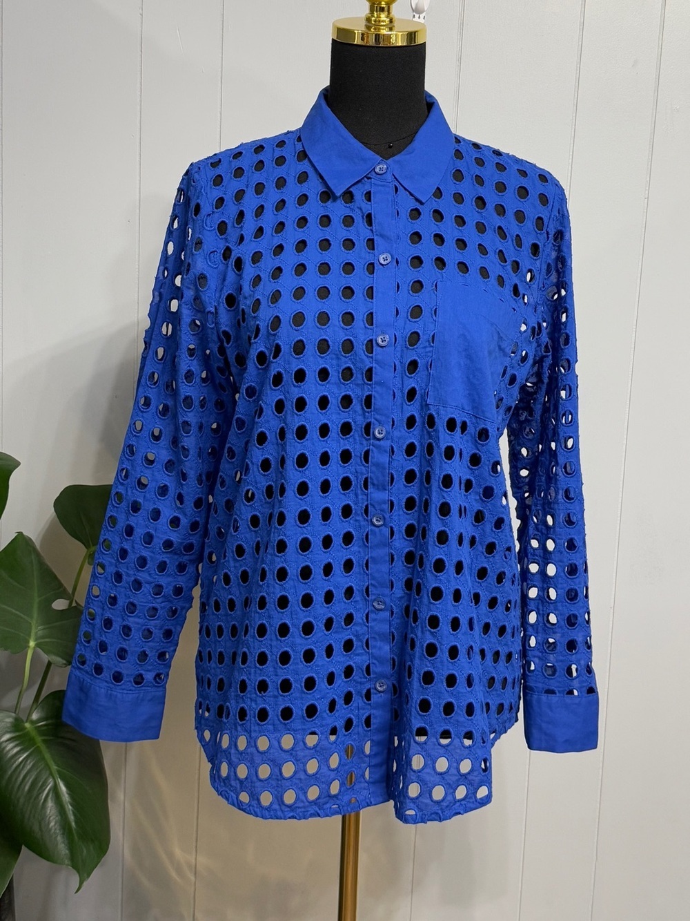 #17) Simply Vera Vera Wang Royal Blue Eyelet Button-Down Shirt